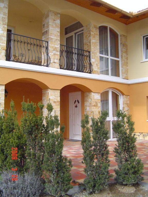 Janus Apartman Шарвар Номер фото
