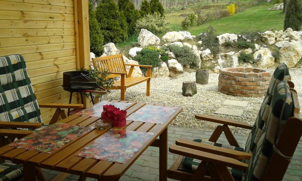 Janus Apartman Шарвар Екстер'єр фото